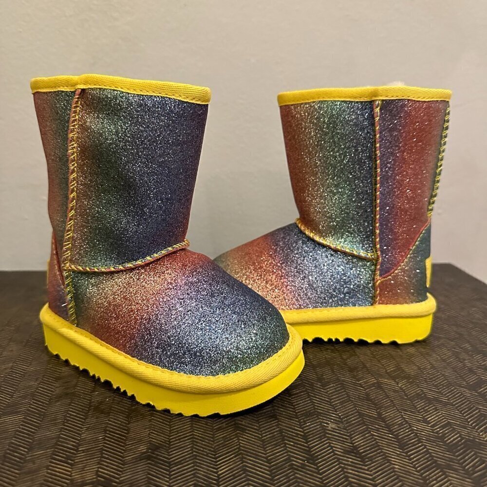 New UGG Kids' Classic II Glitter Rainbow Boots in Size 7 - Picture 2 of 8